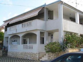 Apartments Davorka - 50m to the sea